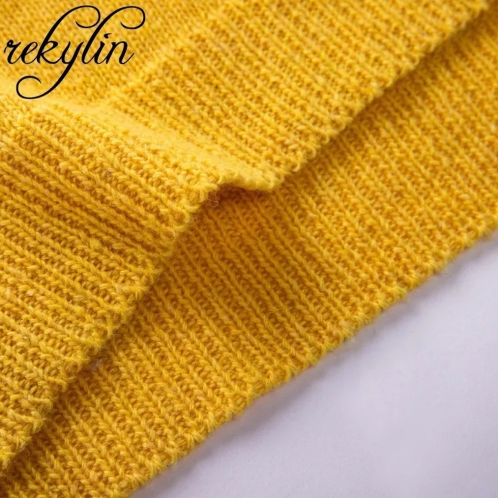 Soft V-neck Oversized Loose Fitting Knit Sweater - Picture 8 of 8
